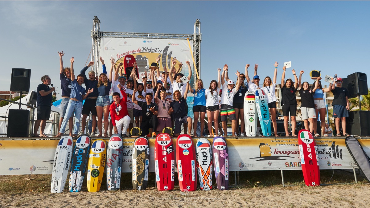 Stragiotti, Balewicz and Jankowska are Kitefoiling Youth World Champions